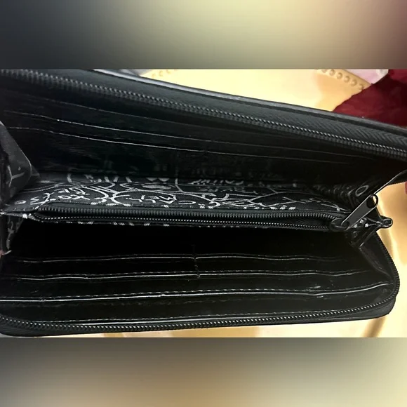 Betsey Johnson Leopard Print “Sequin”  Zip Around Wallet - Picture 12 of 13